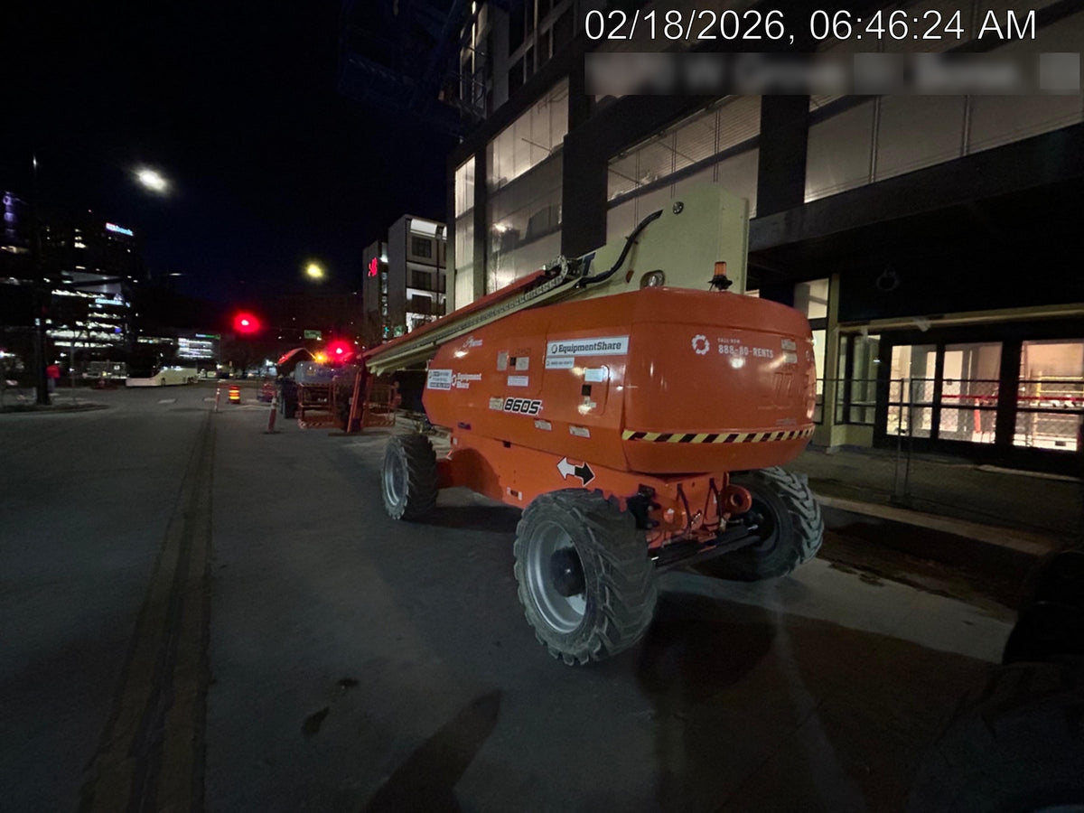 2022 JLG 860SJ