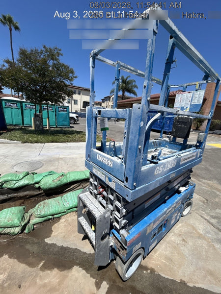 2020 Genie GS-1930 Solid Non Marking Tires, Beacon, Folding rails with half height swing gate, 800W Inverter