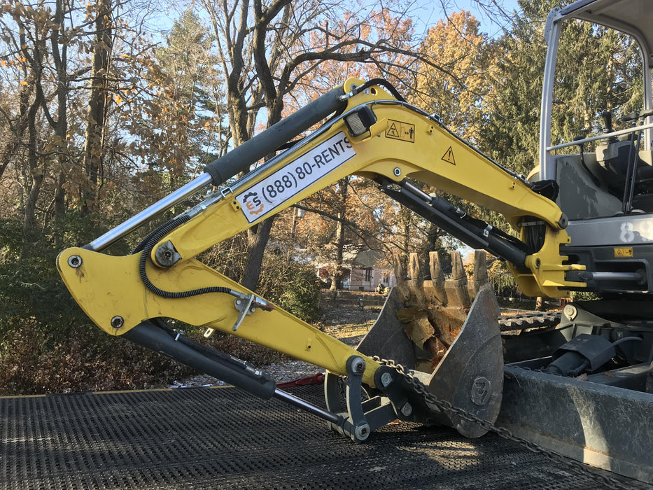 2018 Wacker Neuson EZ28 Wacker Neuson EZ28 w/Manual QC, Buckets: 24" ,18"