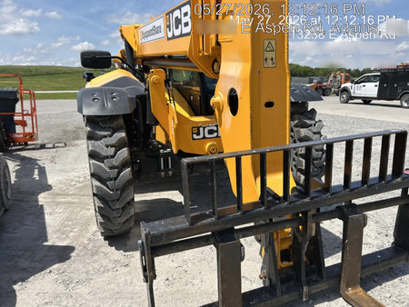 2022 JCB 509-42