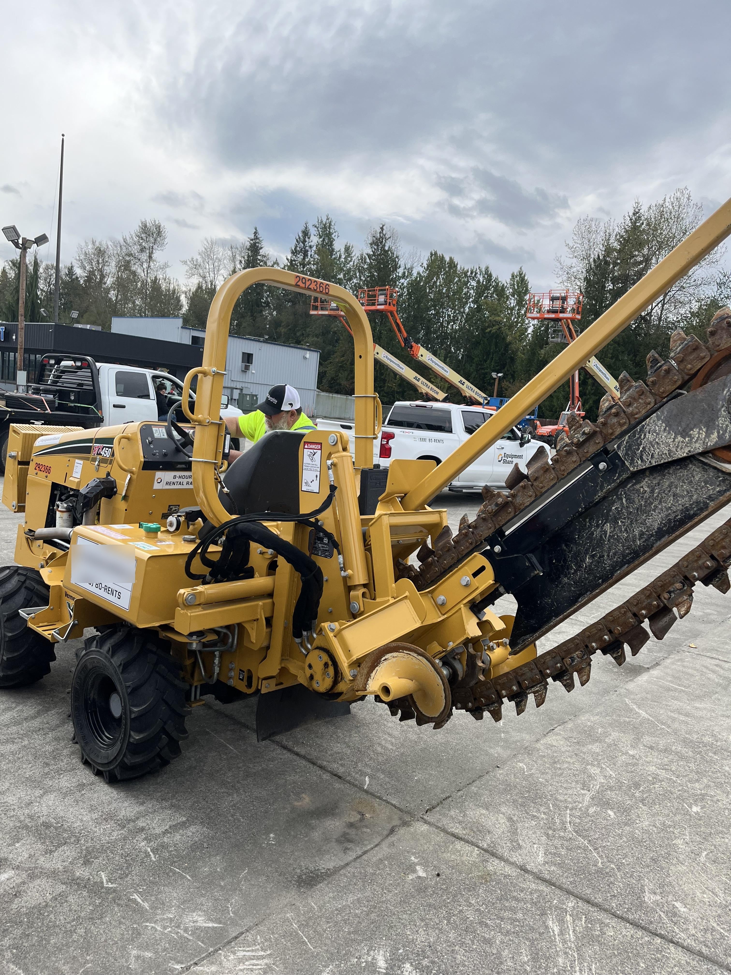 2023 VERMEER RTX450