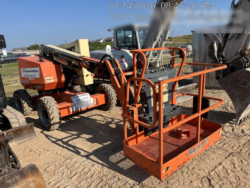 2022 JLG 340AJ