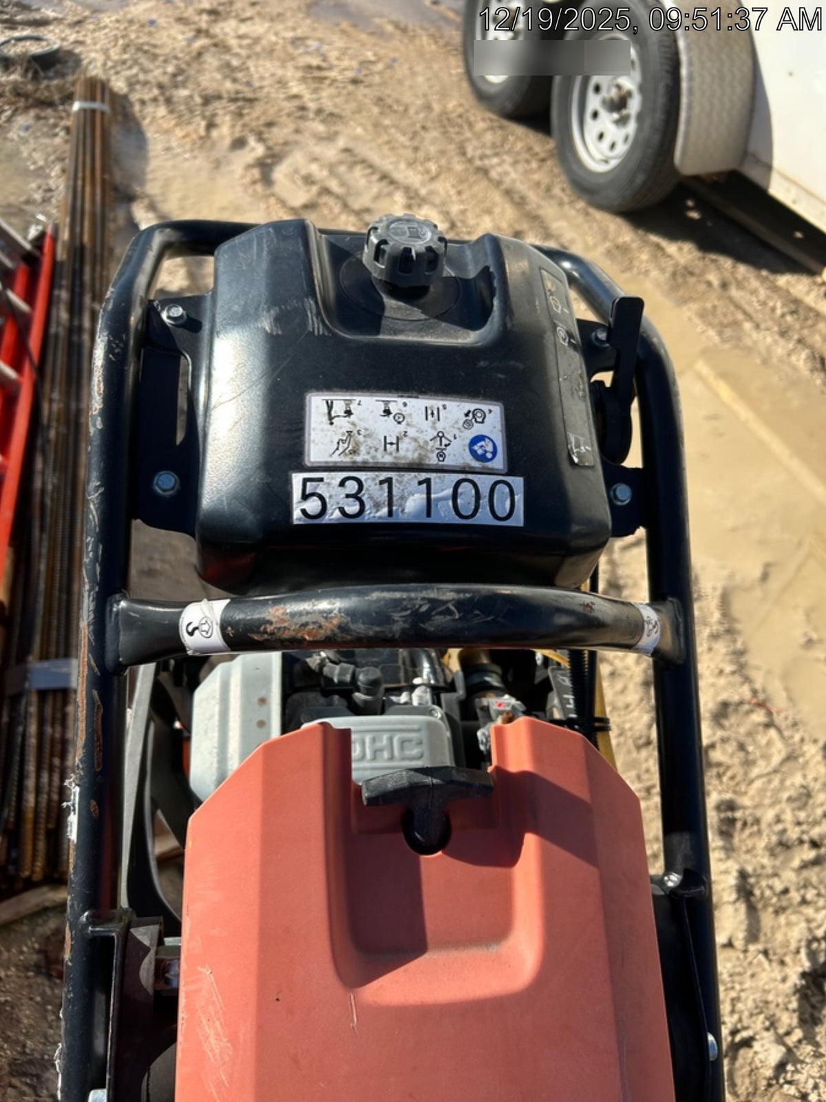 2025 HUSQVARNA LT6005