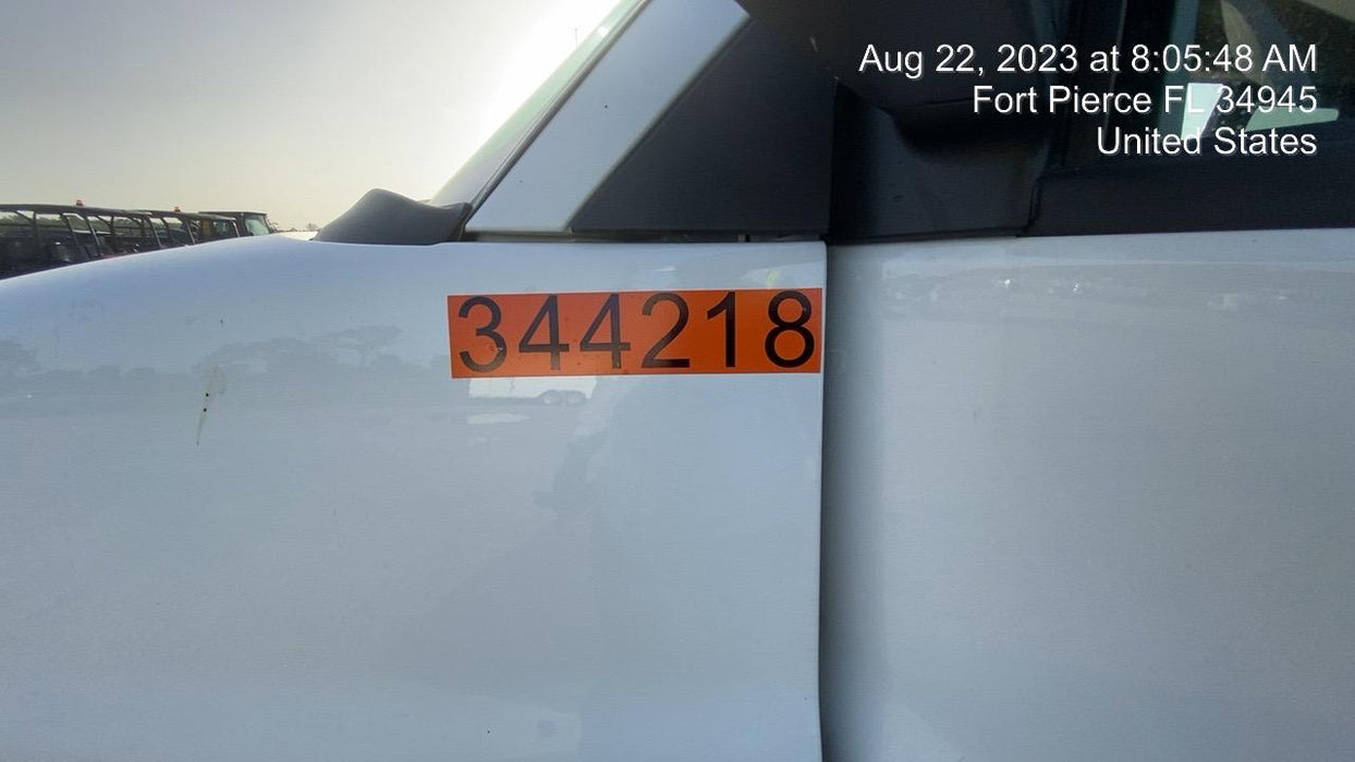 2023 CHEVROLET Express Van - Rental