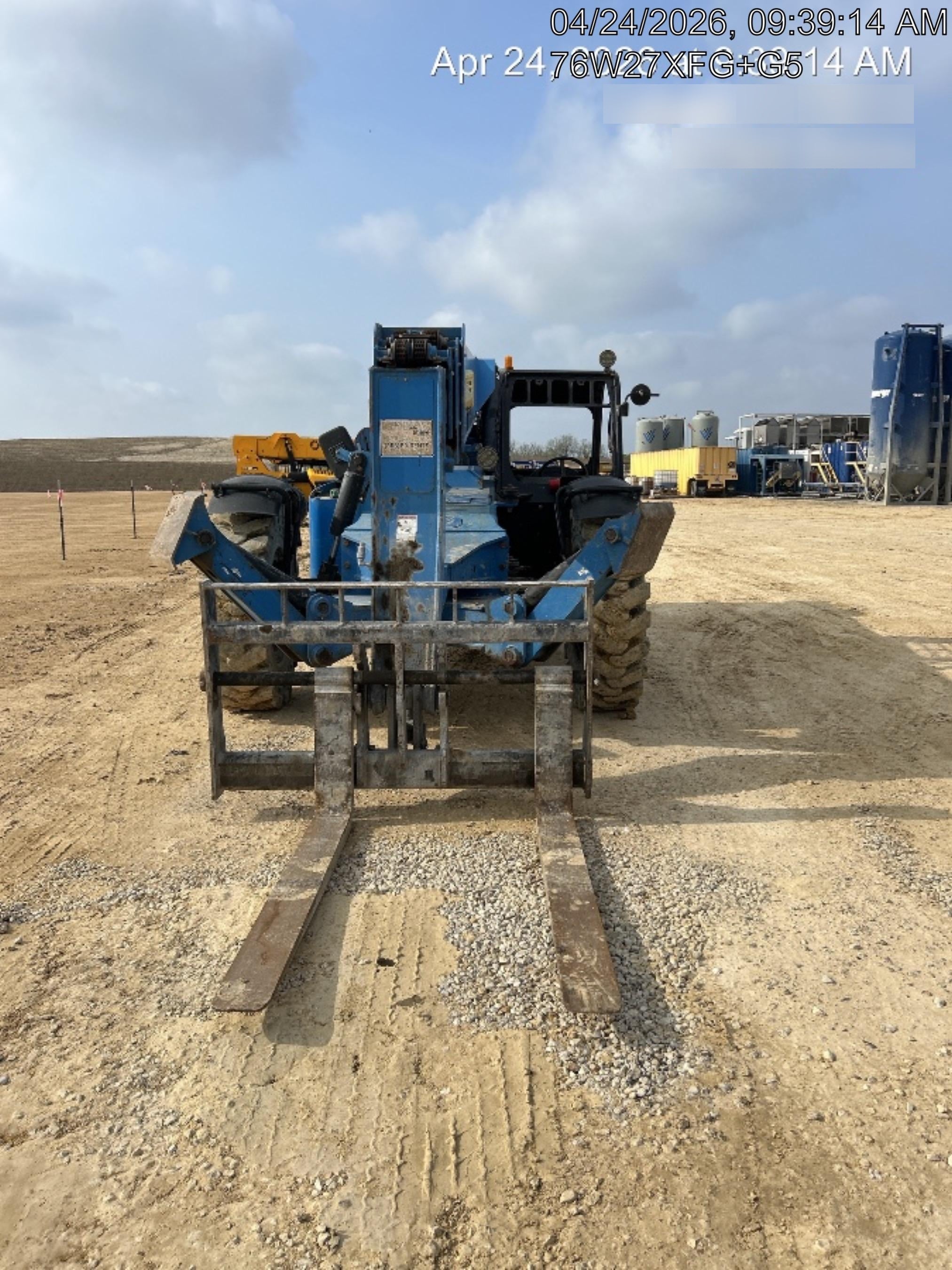 2017 GENIE GTH-1056