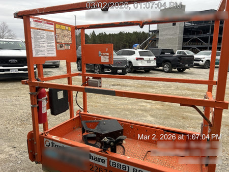2022 JLG ES1330L