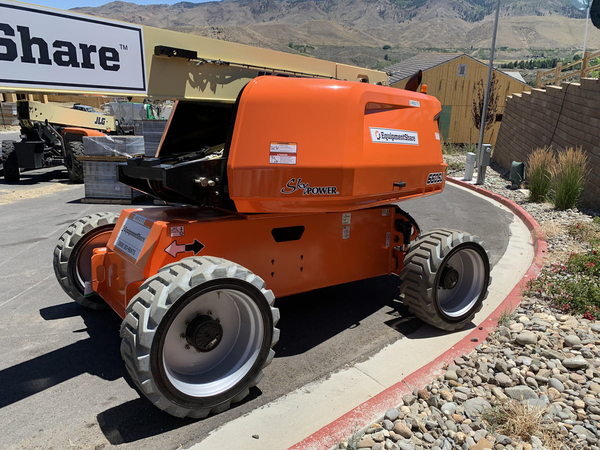 2021 JLG 660SJ
