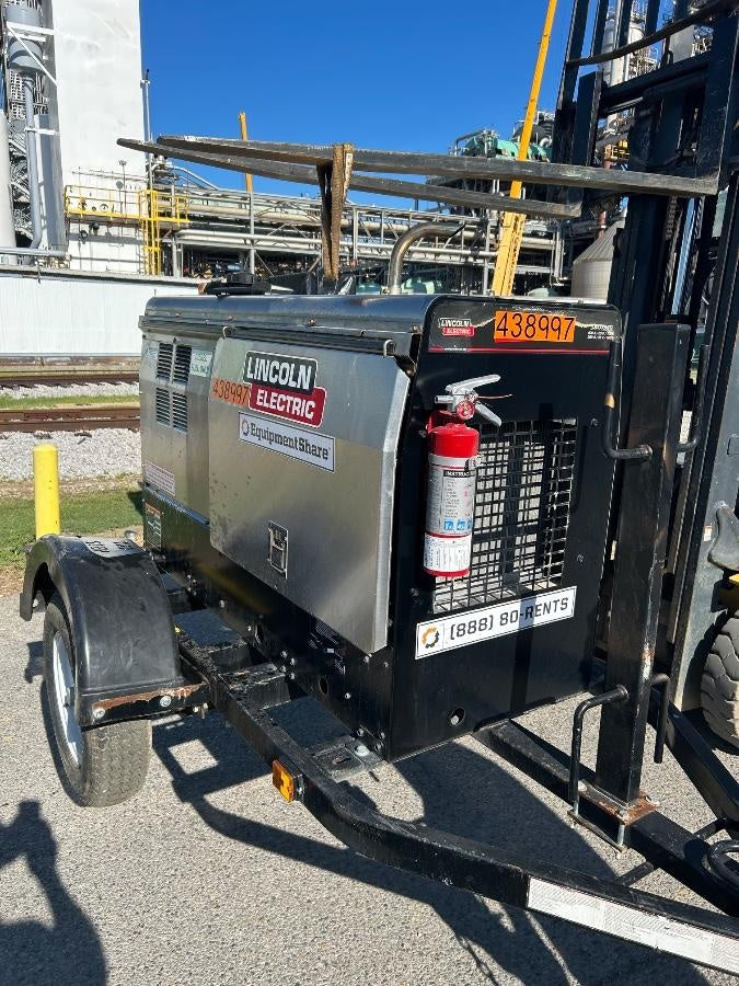 2024 Lincoln Electric LE400 Kubota V1505, Trlr, Cable Rack, Light Kit, ES Decals, T3