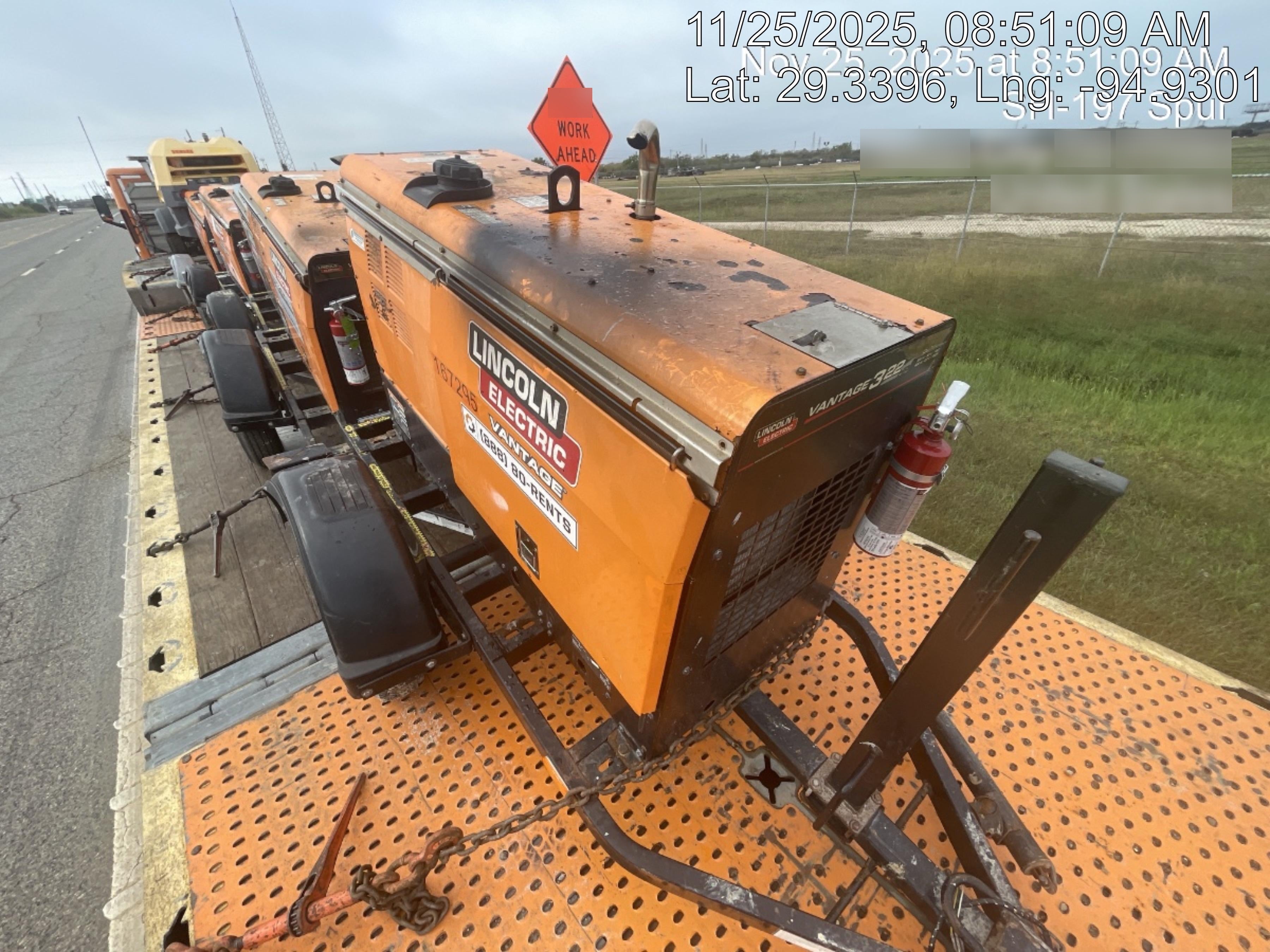 2021 Lincoln Electric Vantage 322 Vantage 322 Ready Pak 3 w/ Decals, ORANGE (includes trailer, cable rack, fender light kit) NO Telematics