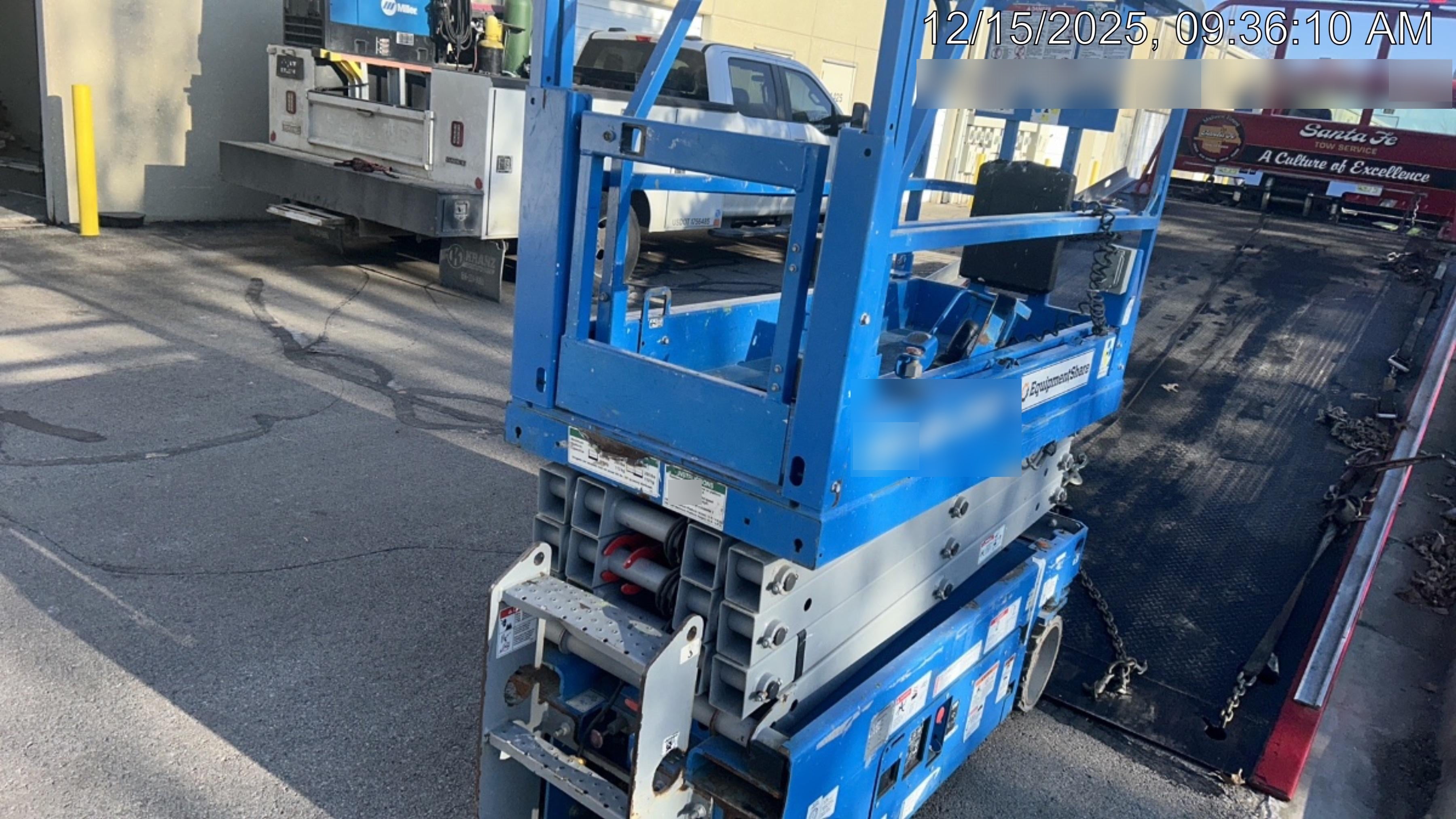 2020 Genie GS-1930 Solid Non Marking Tires, Beacon, Folding rails with half height swing gate