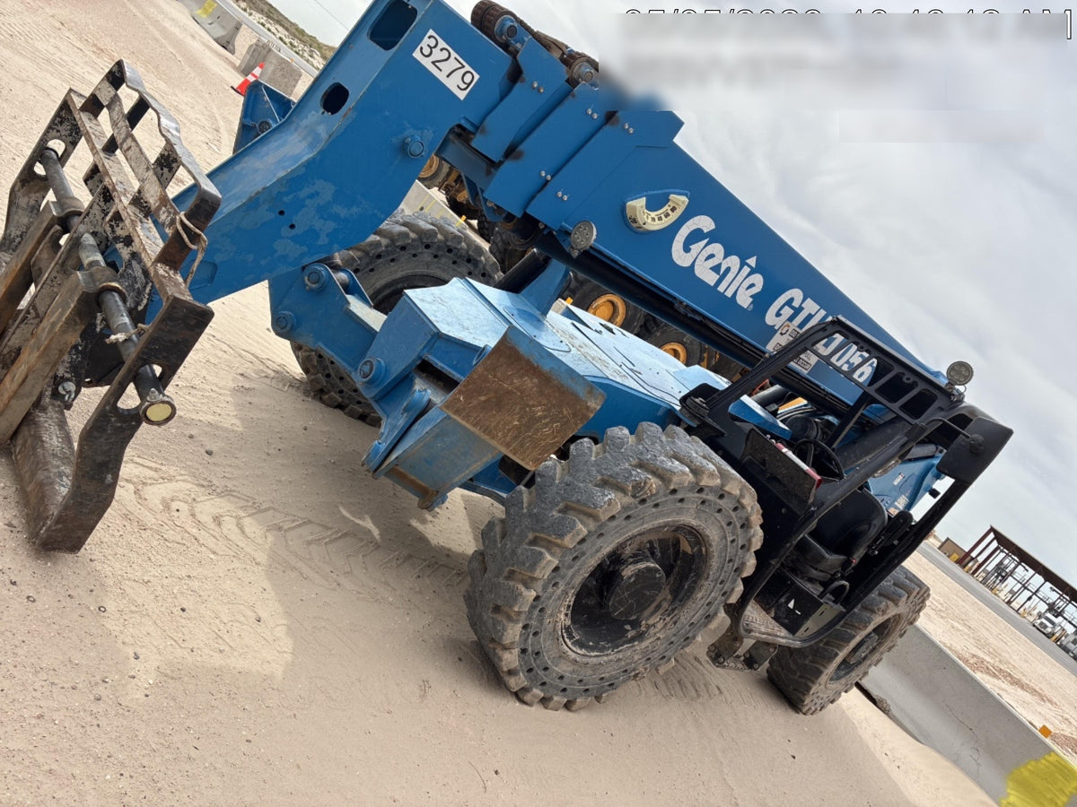 2017 Genie GTH-1056 Solid Tires, 60" carriage, Light Kit, Open ROPS