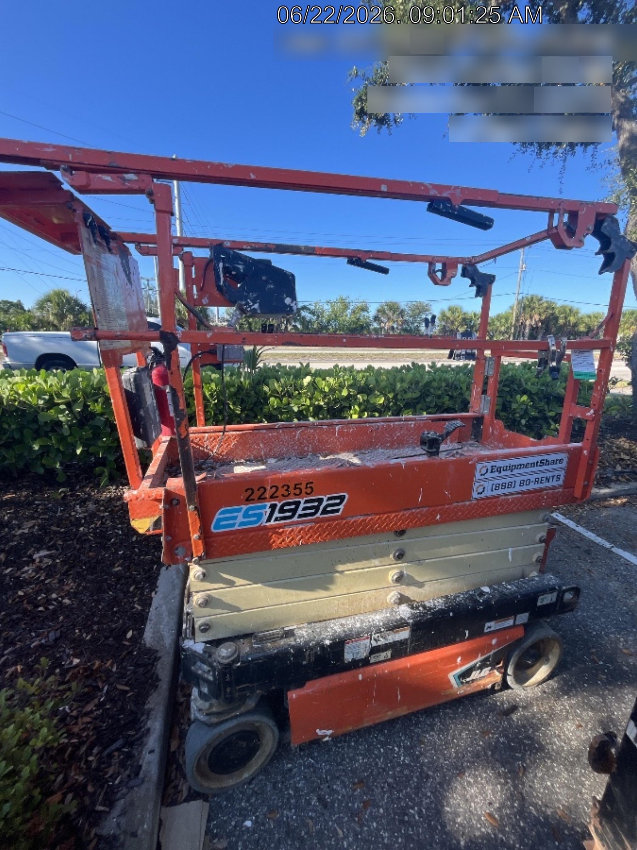 2022 JLG ES1932
