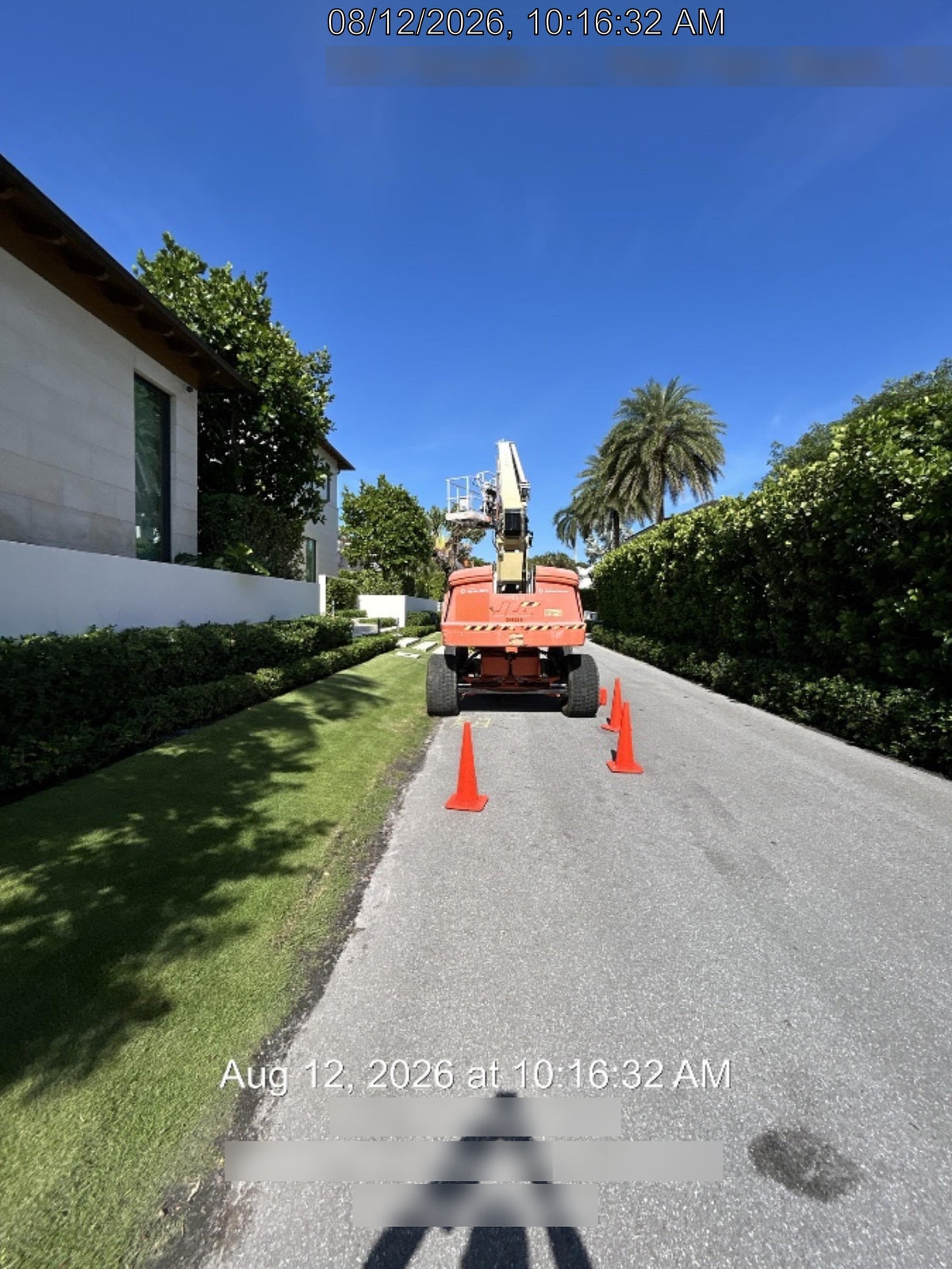 2022 JLG 660SJ