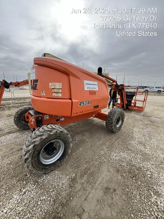 2019 JLG 450AJ