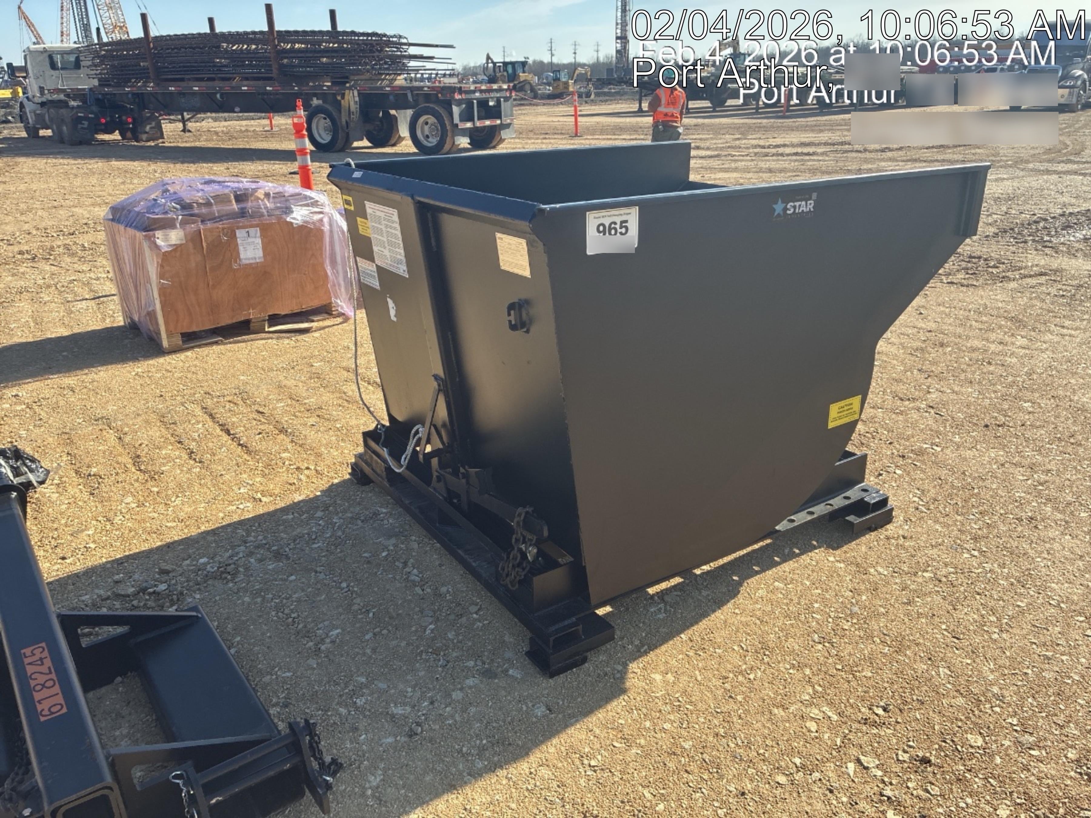 2025 STAR INDUSTRIES M-1820 - Self-Dump Hopper