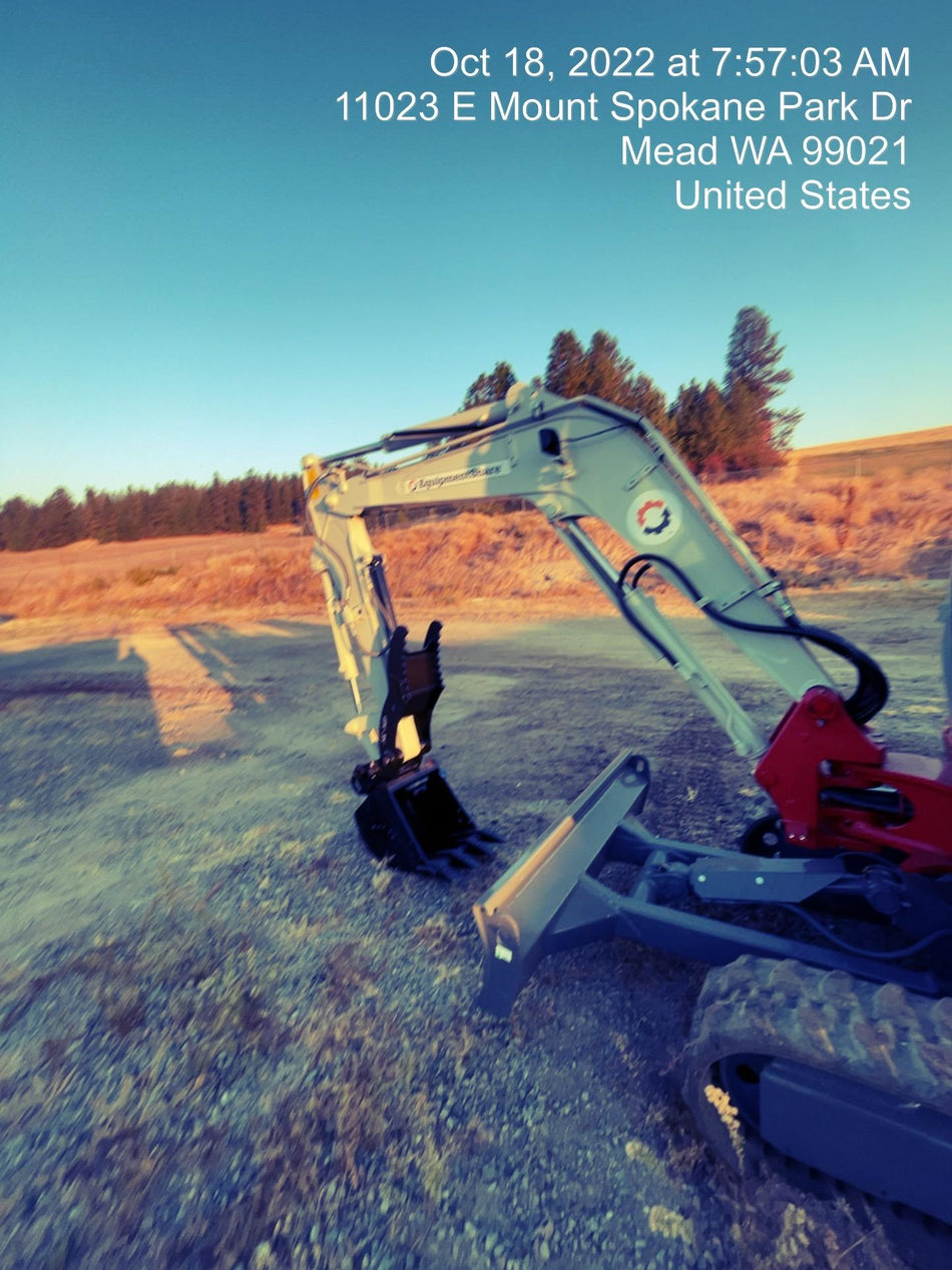 2022 TAKEUCHI TB235-2CR