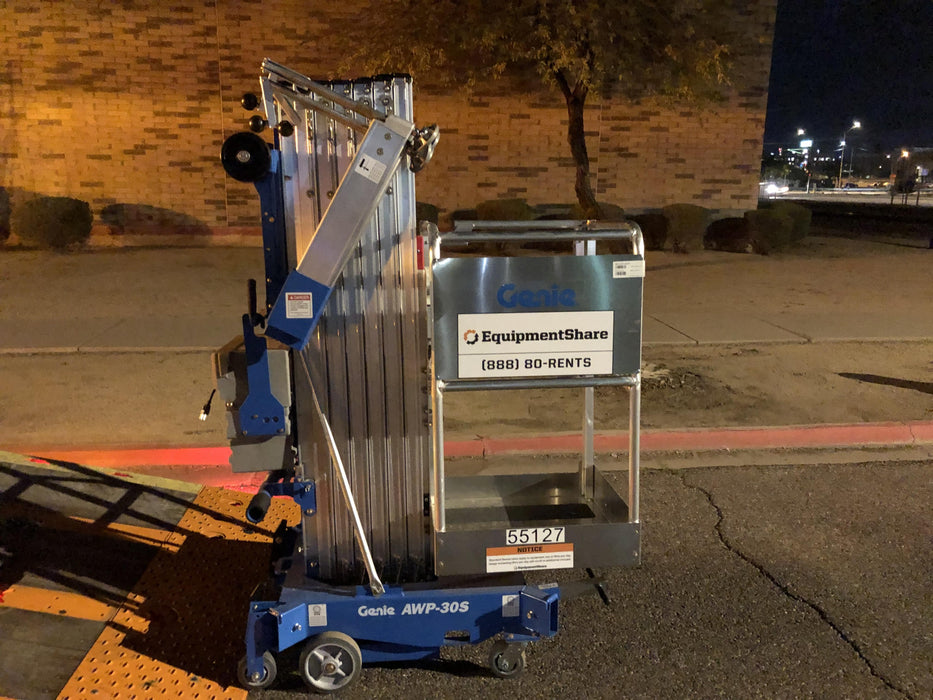 2019 GENIE AWP-30S