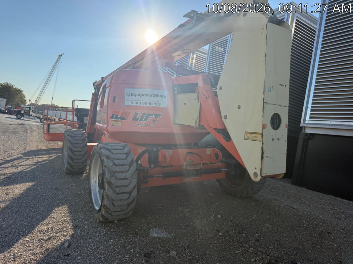 2015 JLG 600AJ