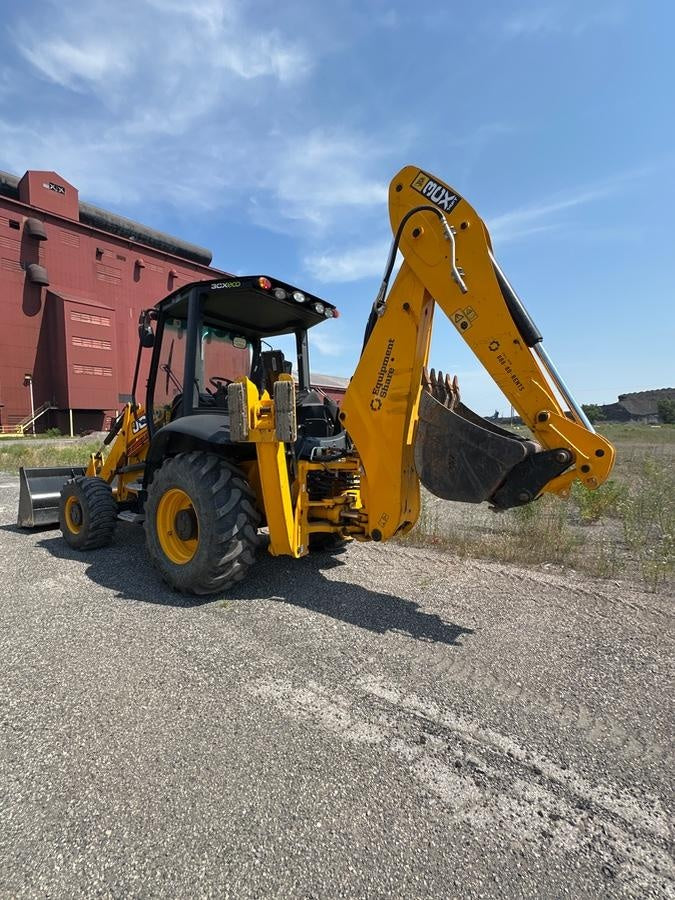 2023 JCB 3CX-14