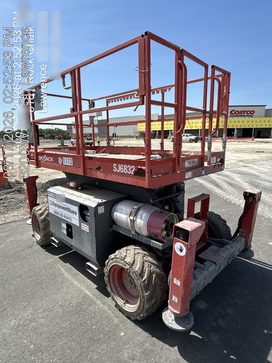 2016 SKYJACK SJ6832 RT