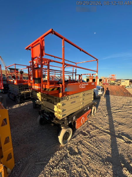 2022 JLG ES3246