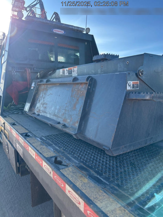 2021 PALADIN Sweepster SB72