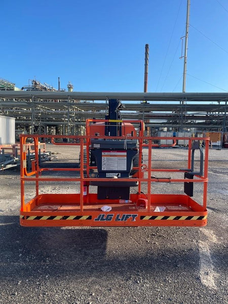 2023 JLG 800AJ