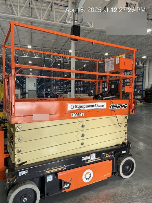 2021 JLG R3246