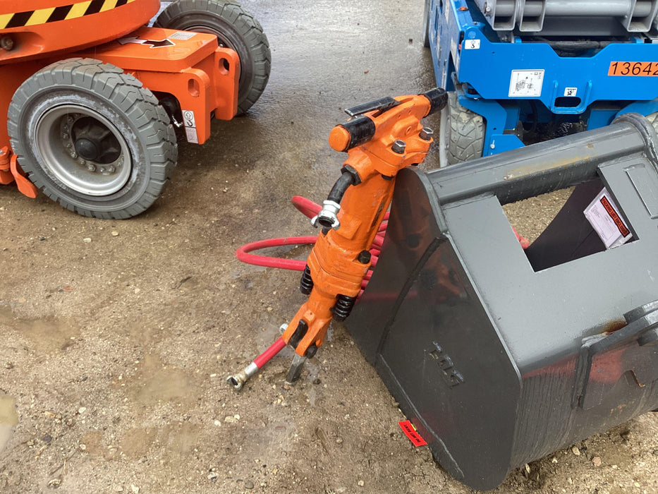 2021 MICHIGAN PNEUMATIC MP-TPB90-114