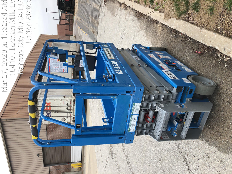 2020 Genie GS-1930 Solid Non Marking Tires, Beacon, Folding rails with half height swing gate