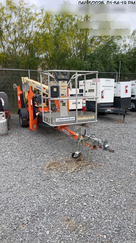 2022 JLG T350