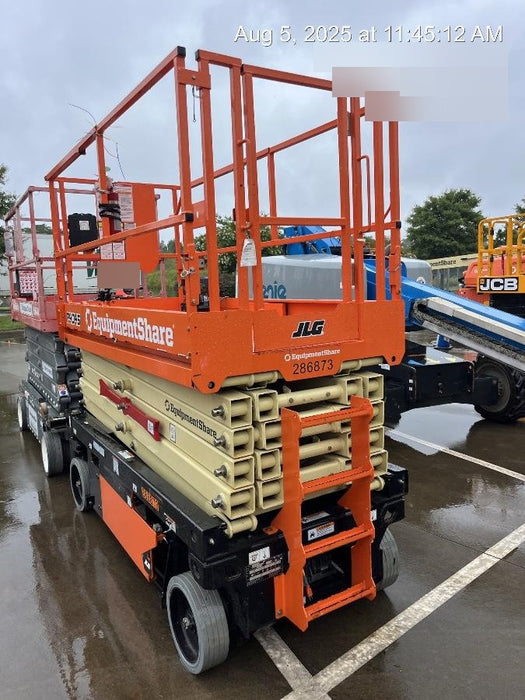 2022 JLG R4045