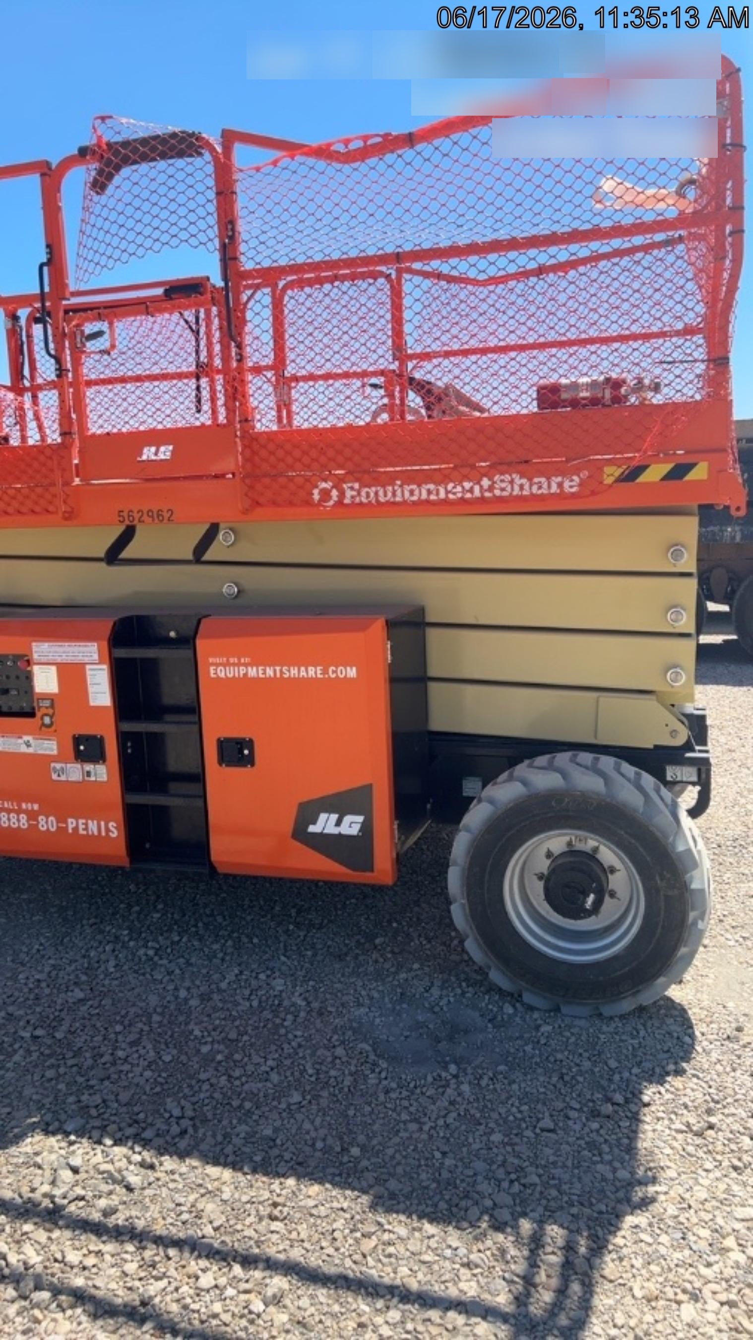2025 JLG RT4394