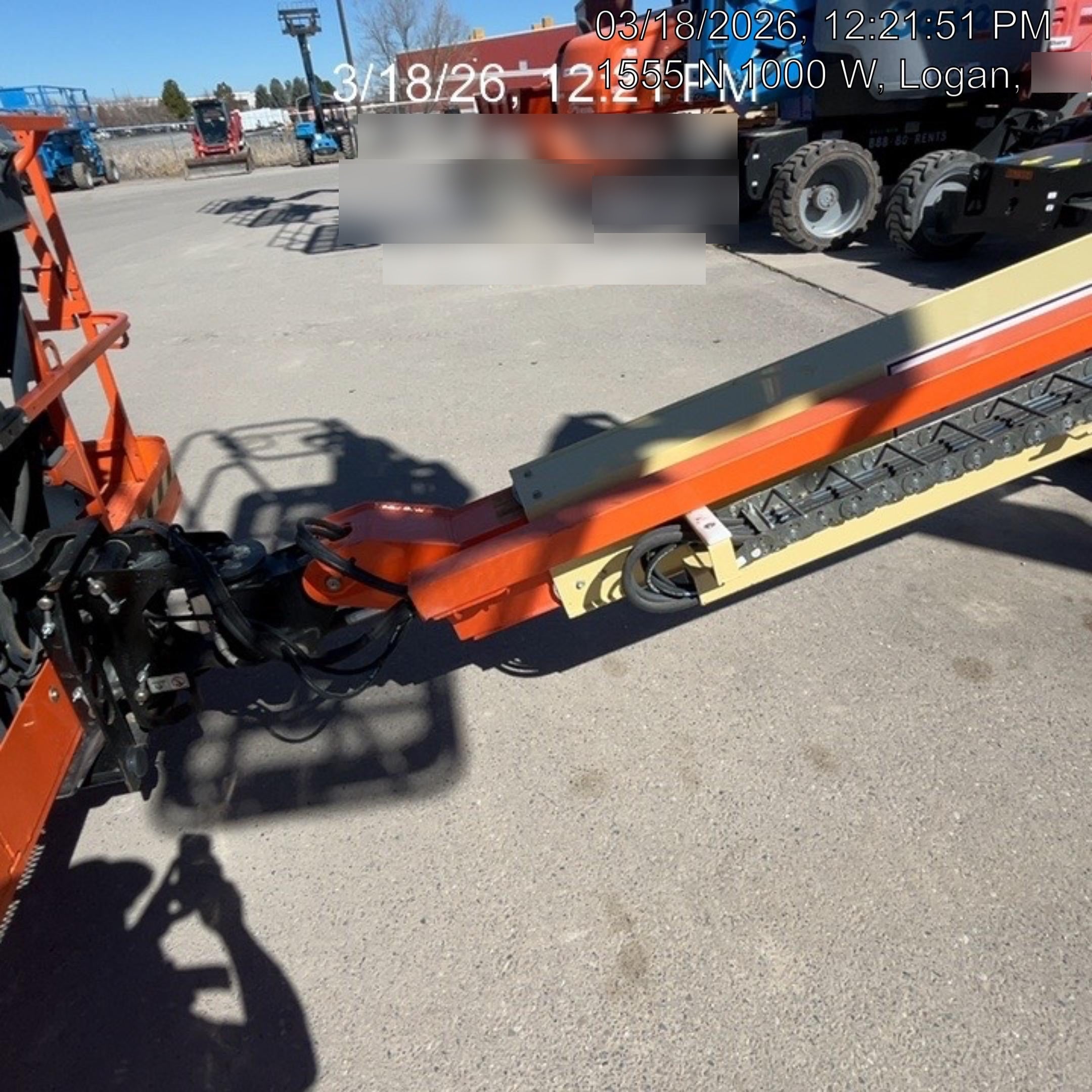 2021 JLG 400S