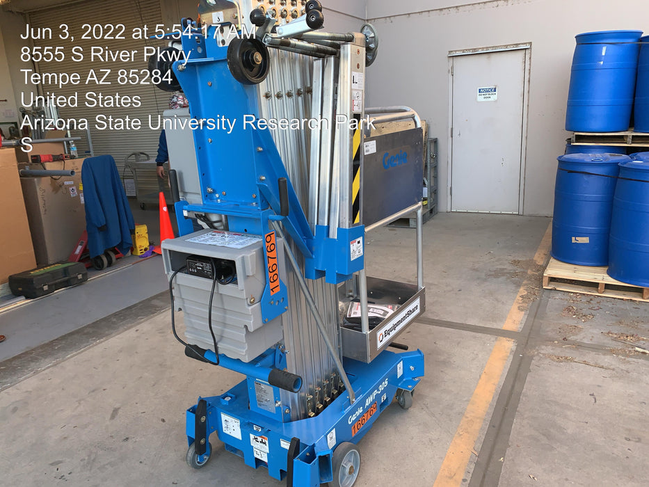 2021 GENIE AWP-30S DC