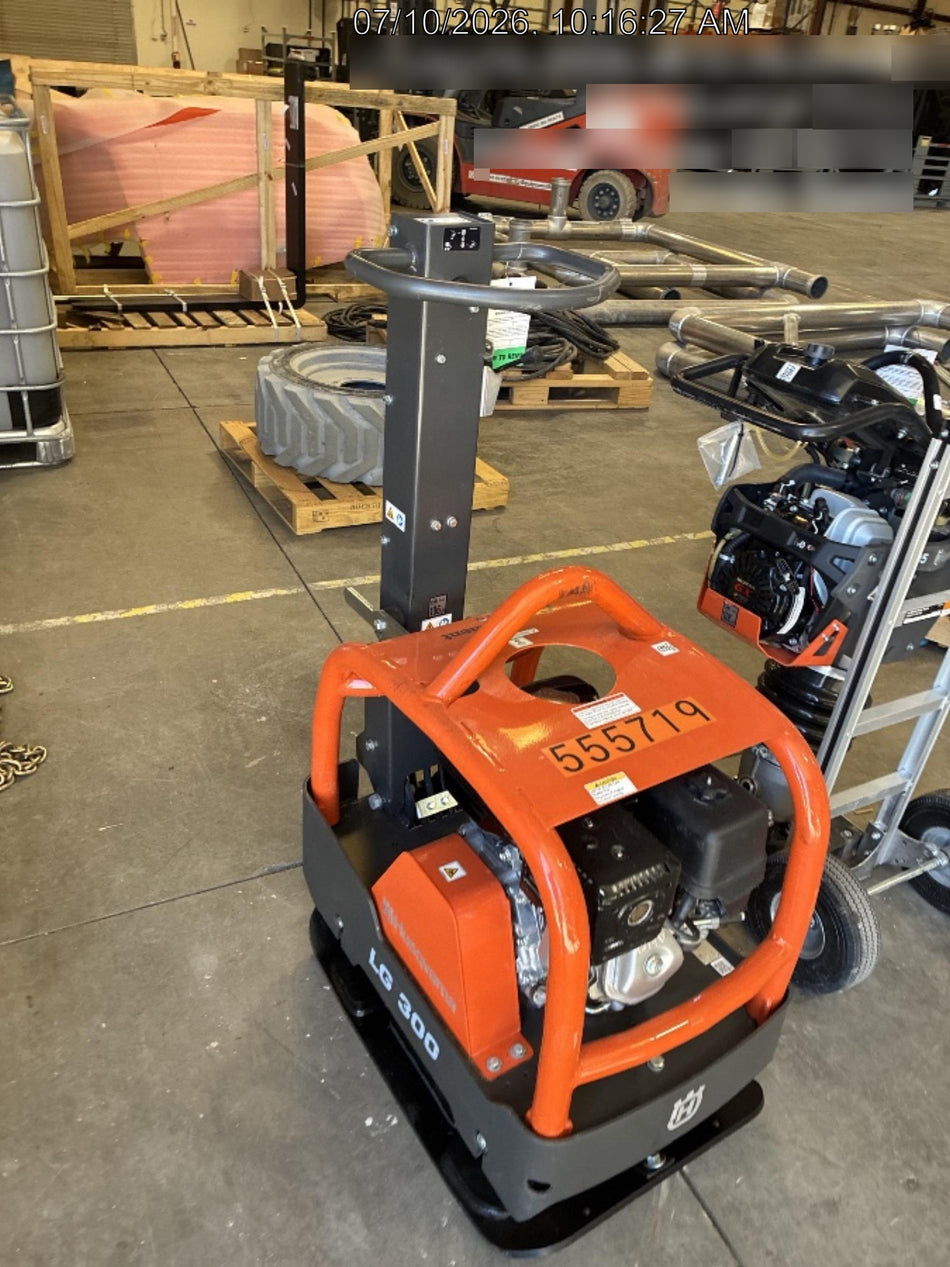 2025 HUSQVARNA LG300