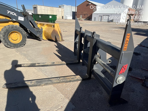 2023 SOLESBEE 96" Loader Fork Carriage - Solesbee