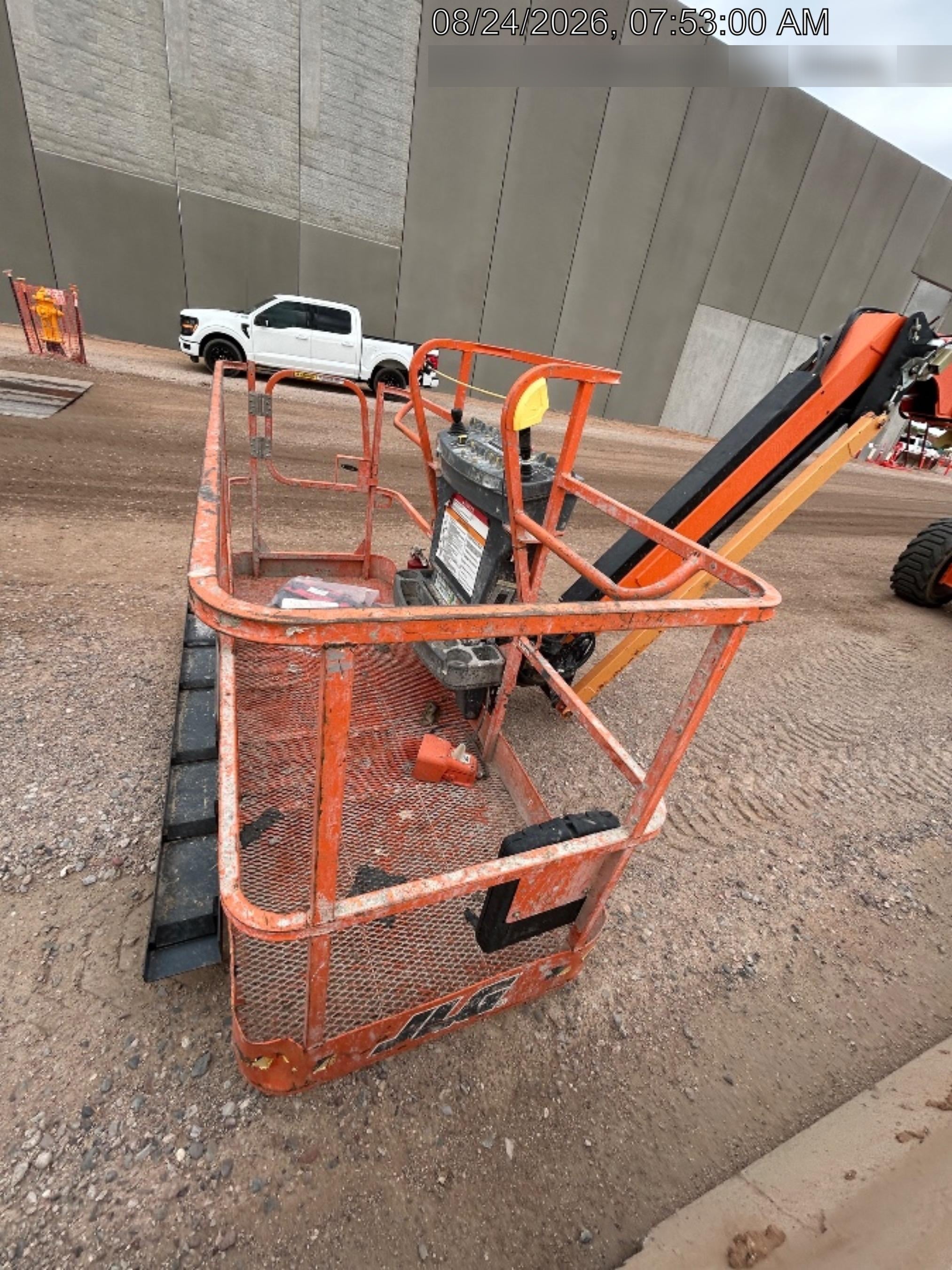 2021 JLG 660SJ