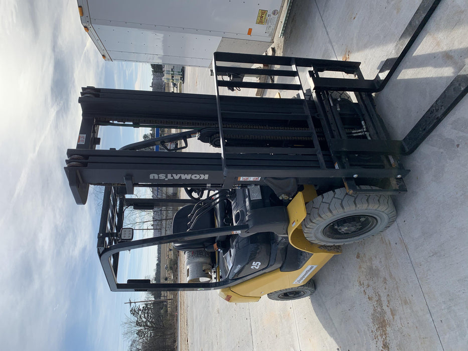 2020 KOMATSU FG25T-16