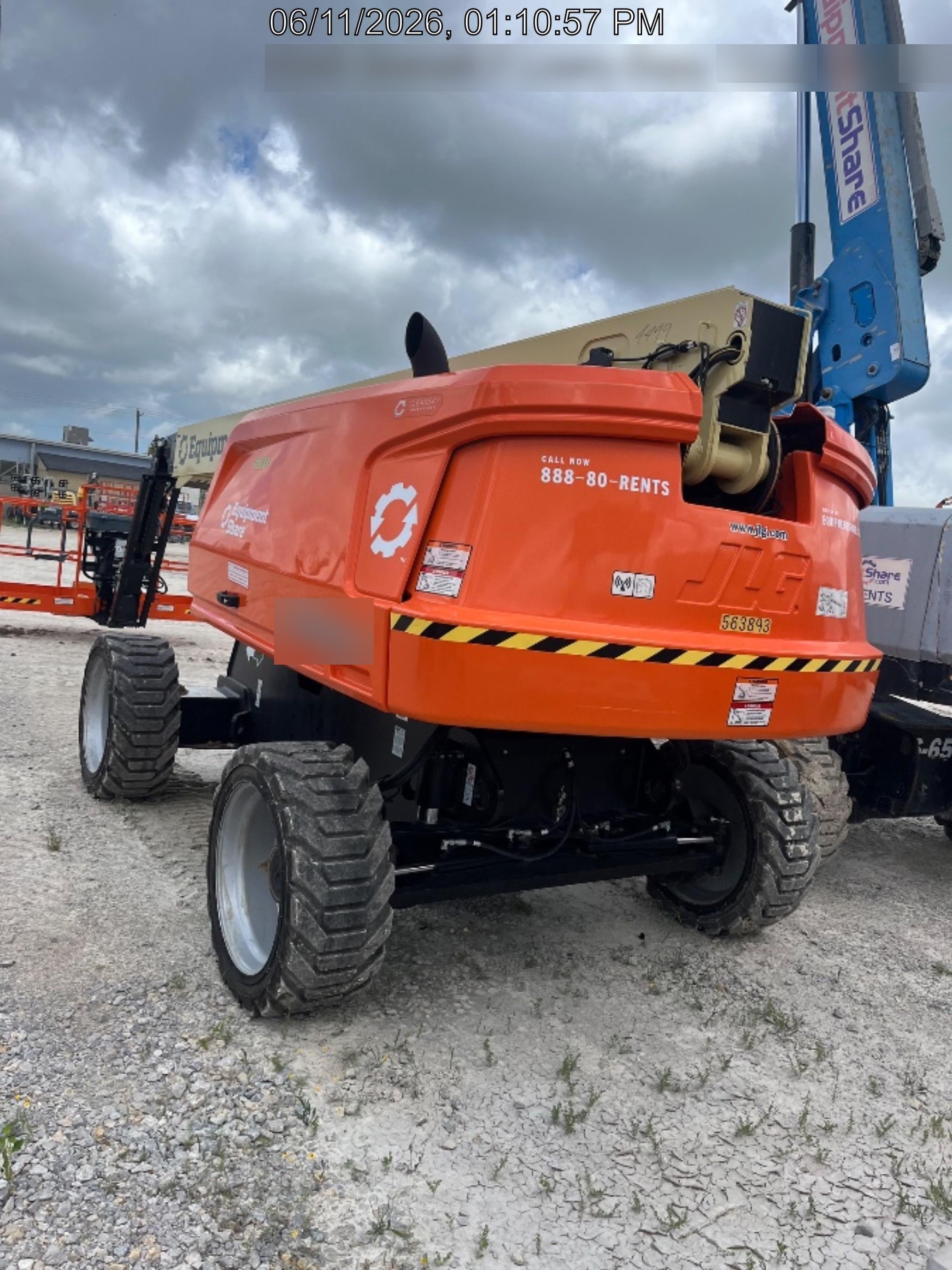 2025 JLG 660SJ