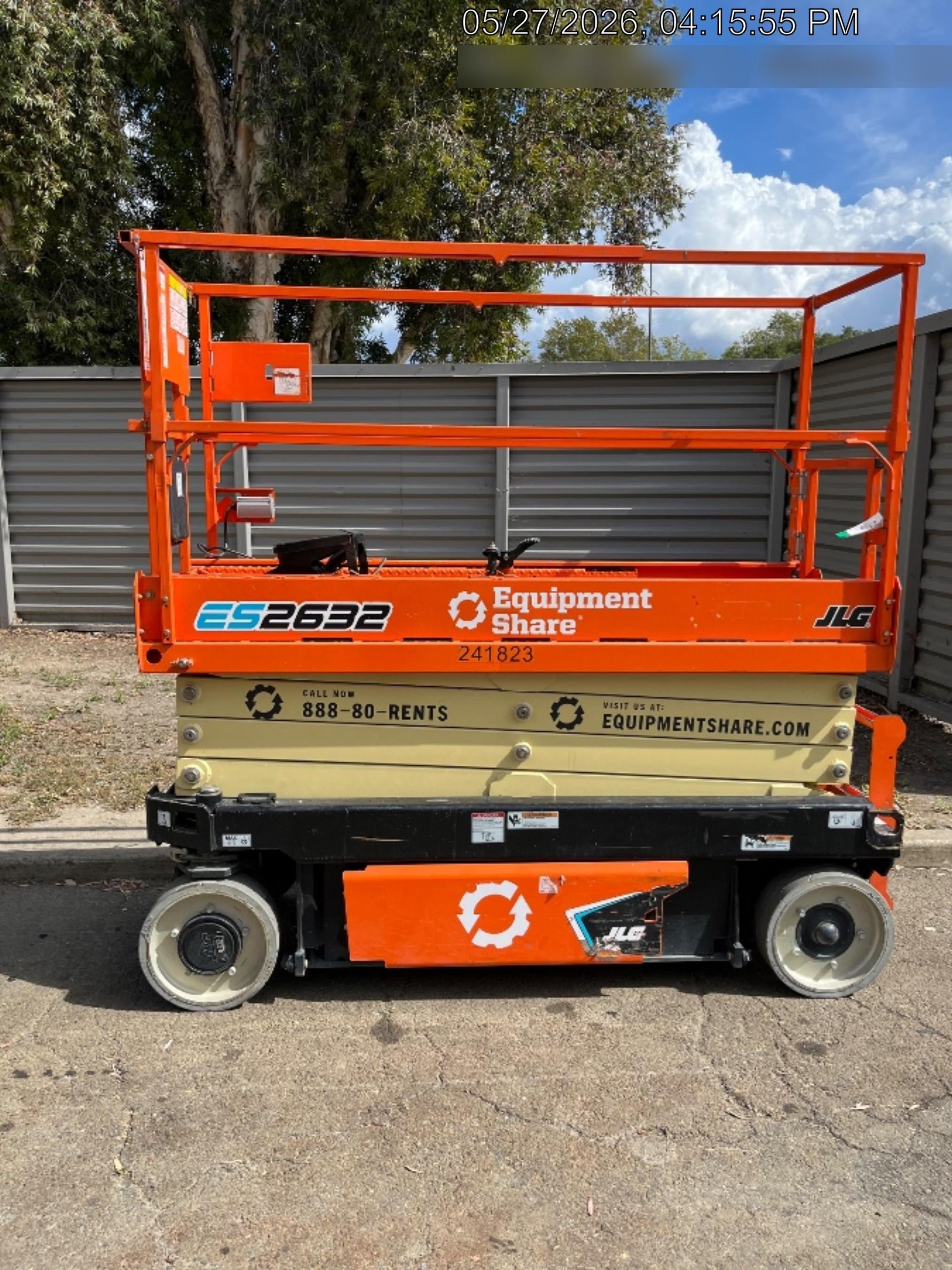 2022 JLG ES2632