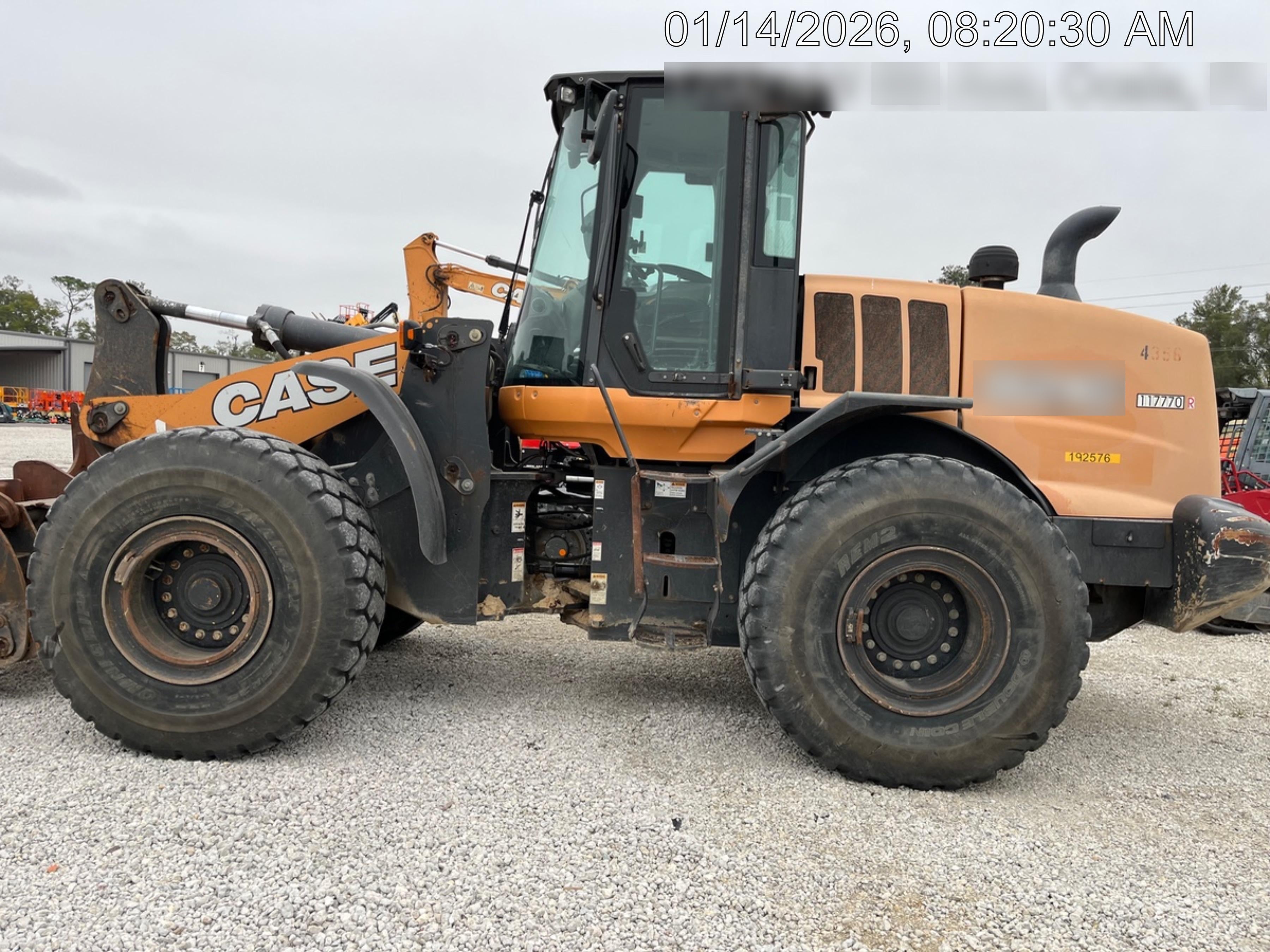 2018 Case 821G CLOSED CAB, 1 FUNCTION, JRB 418 STYLE HYD COUPLER