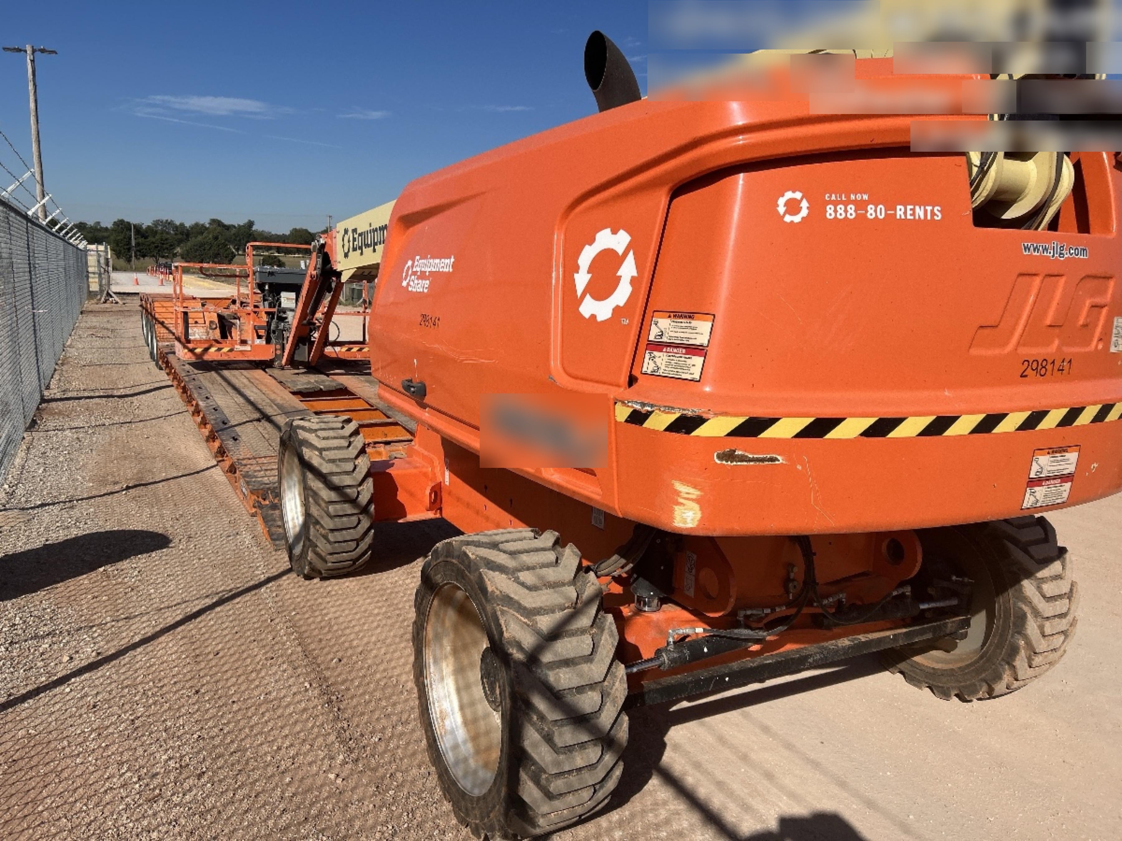 2023 JLG 660SJ