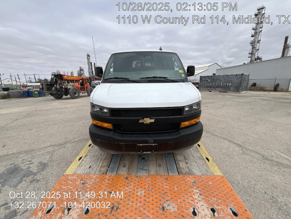 2024 CHEVROLET Express Van - Rental