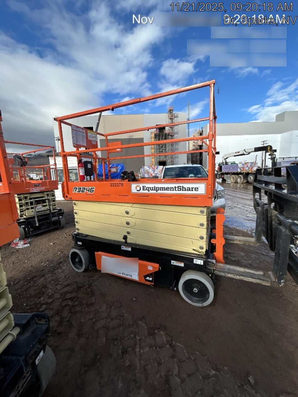 2022 JLG R3246