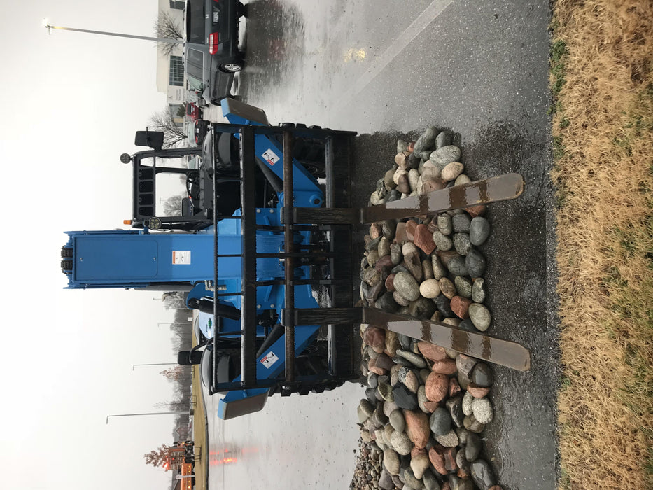 2019 Genie GTH-1056 Canopy, Solid RT Tires, LED Work Lights, Beacon 60" QA Carriage, 60" Forks