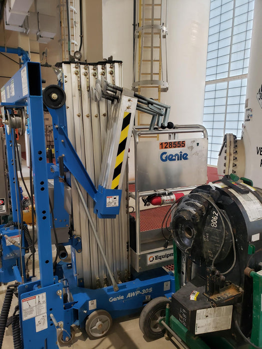 2021 GENIE AWP-30S DC