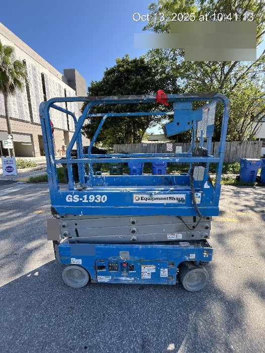 2019 Genie GS-1930 Fixed Rails with Chain Entry