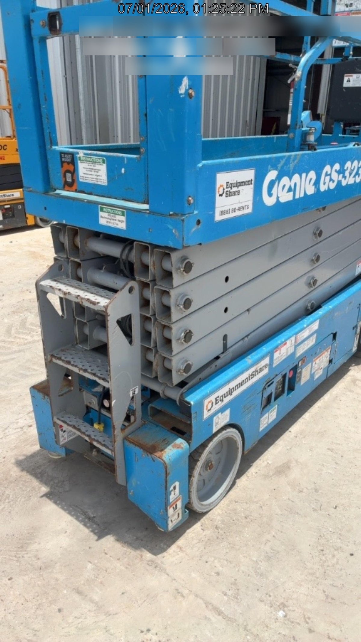 2017 Genie GS-3232 Genie GS3232 Narrow 32' Scissor Lift
