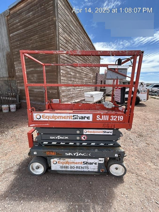 2018 Skyjack SJIII-3219 Skyjack SJIII3219 Scissor Lift